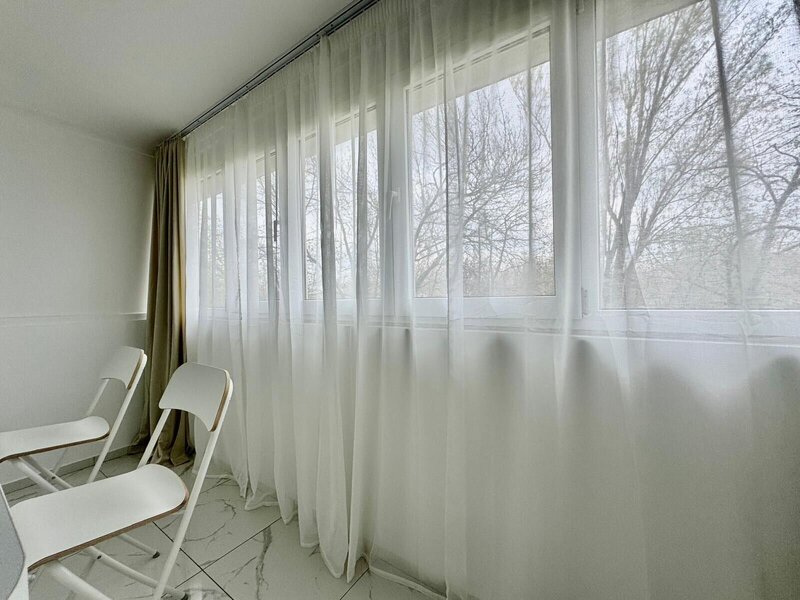 Bucurestii Noi, inchiriere garsoniera, mobilata si utilata modern.